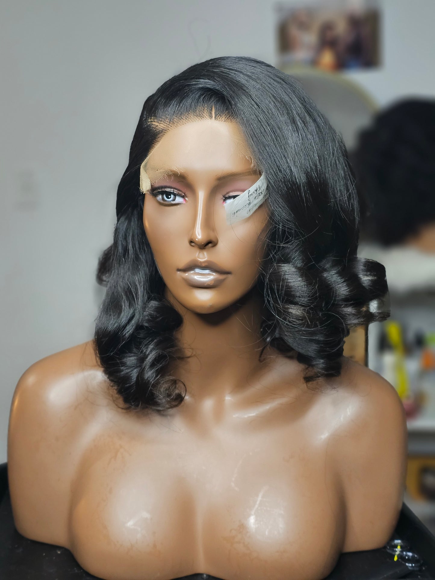 Bouncy Wig