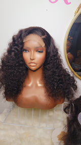 16" Hollywood Curly wig