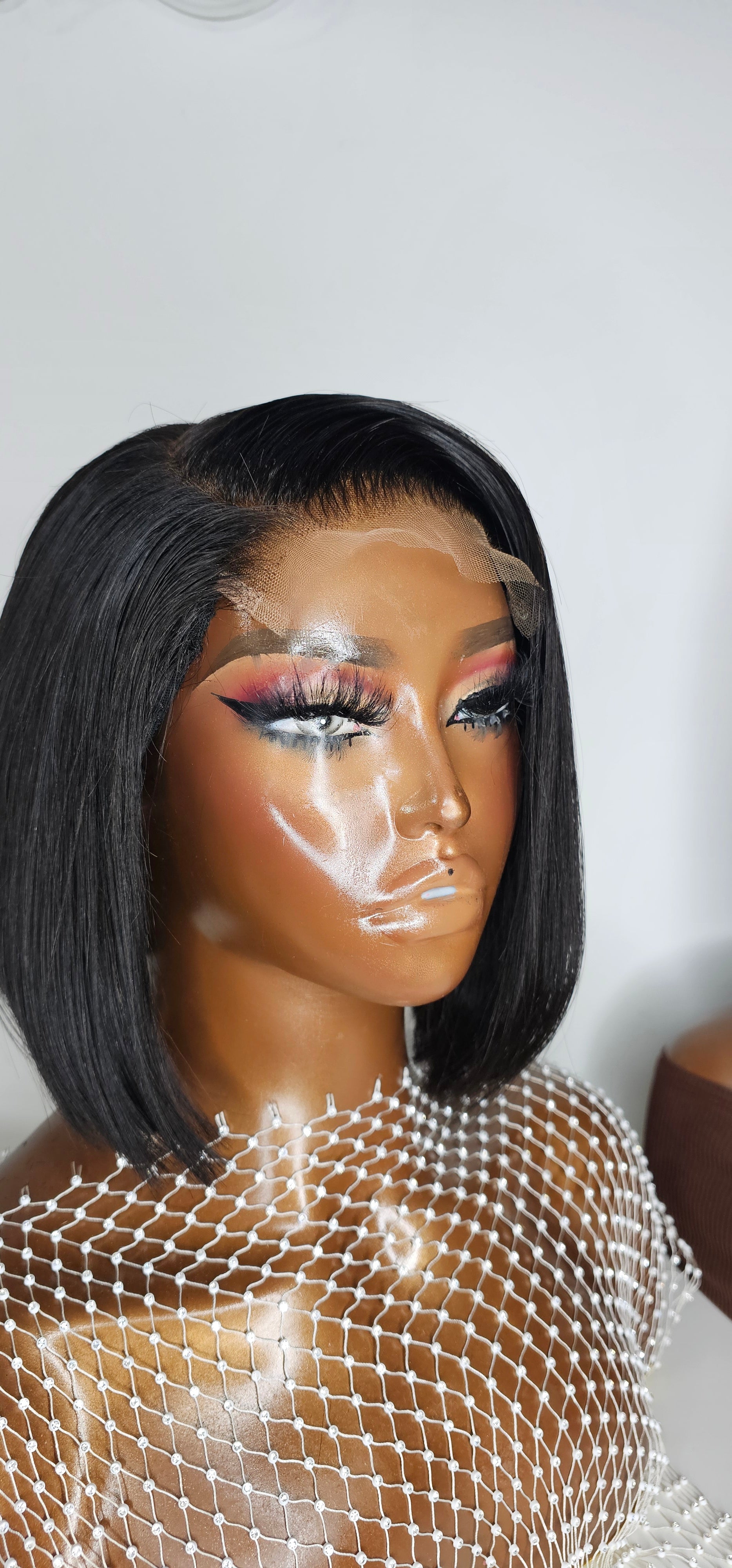 Glueless bob unit